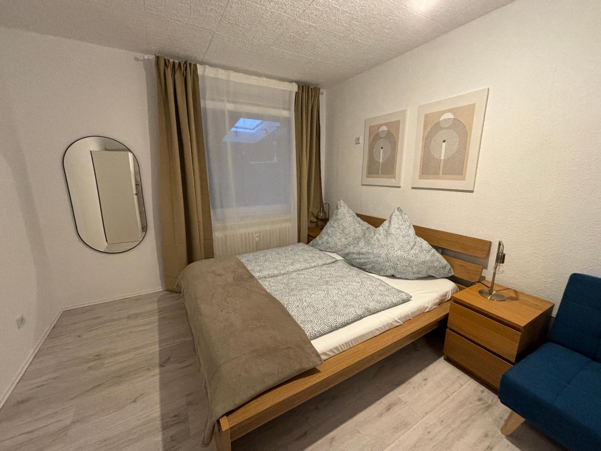140Qm - 4 Zimmer- Parkplatz - Autobahn - Blauer See - Mallibase Apartments Garbsen Exterior photo